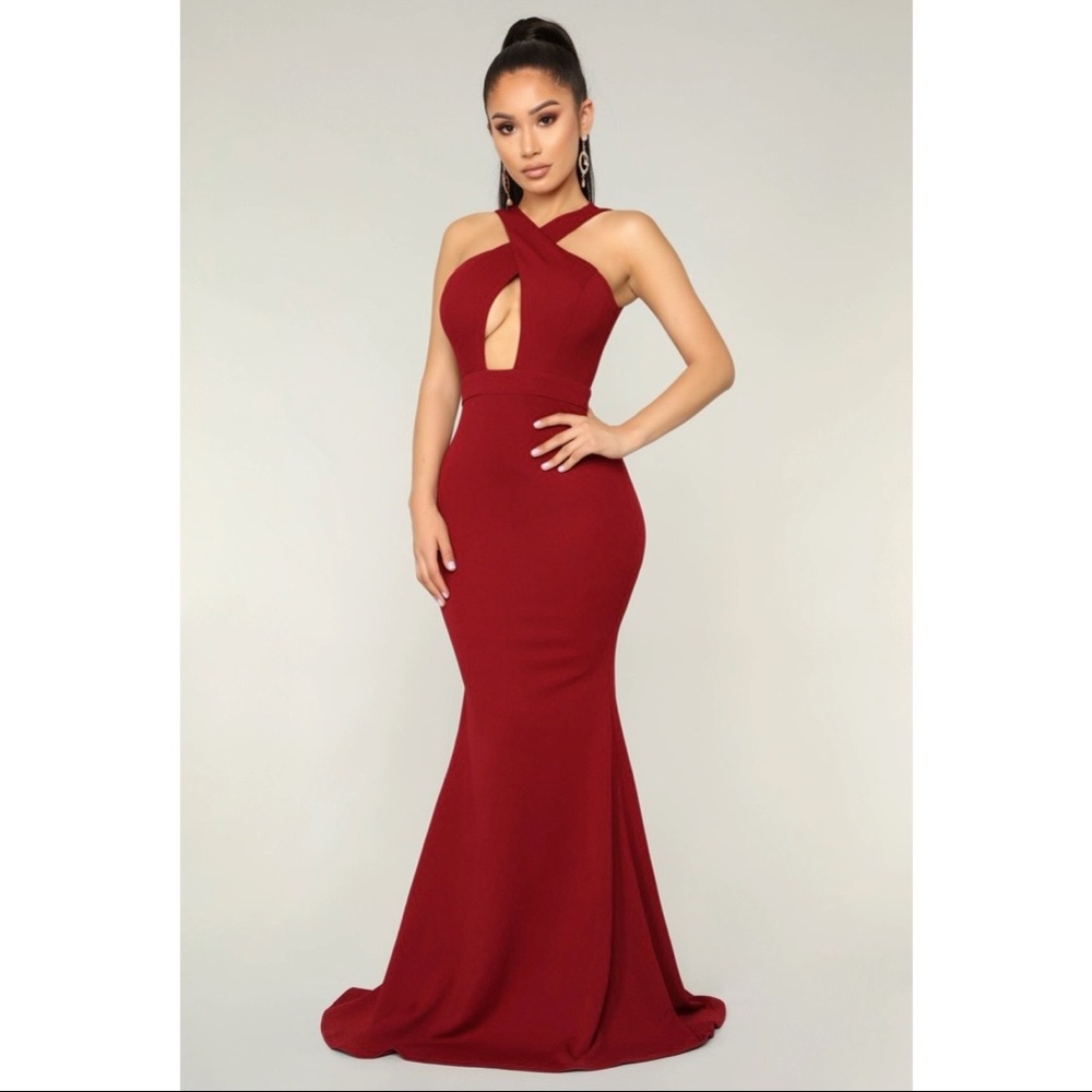 Fashion Nova Issa Queen Formal Dress